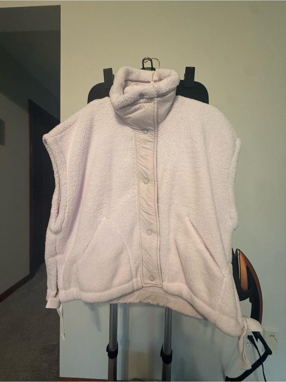 Free people movement  Women's Zip-Front Vest - Light Pink